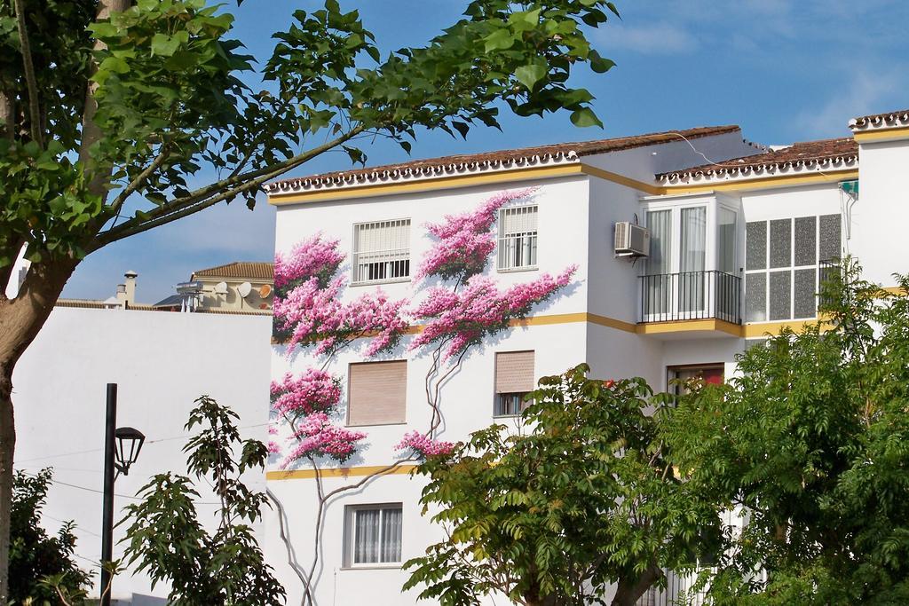 Apartamentos Miguel Angel Estepona Esterno foto